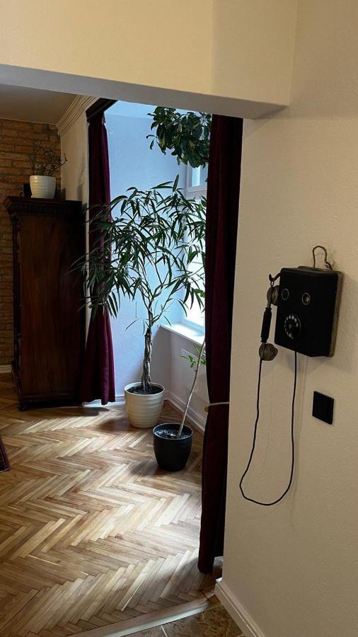 Varga Apartman Sopron Extérieur photo